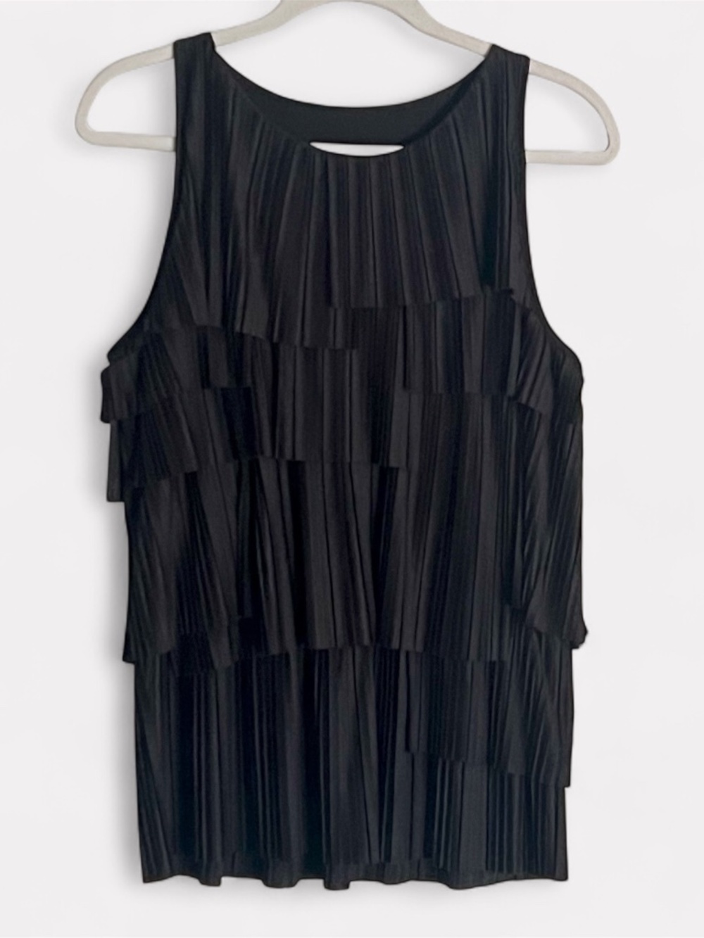 Banana Republic Sleeveless Crinkle Tiered Stretchy Tank Top in M